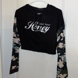 long sleeve crop top